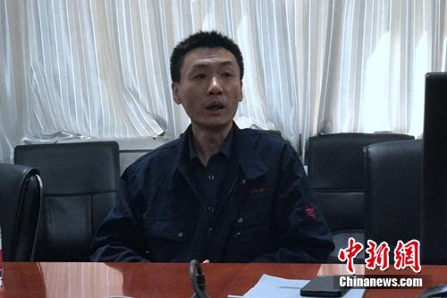 中國電子科技集團公司第54所的高級鉗工夏立。<a target='_blank' href='http://www.chinanews.com/' >中新網(wǎng)</a> 吳濤 攝
