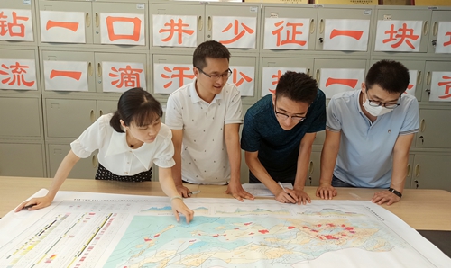 【“五小”創(chuàng)新有我在】攻關(guān)老井側(cè)鉆技術(shù)復(fù)活低產(chǎn)井