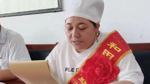中國夢?大國工匠篇 | 布威海麗且?如則麥麥提：苦練指間技能，書寫亮麗人生