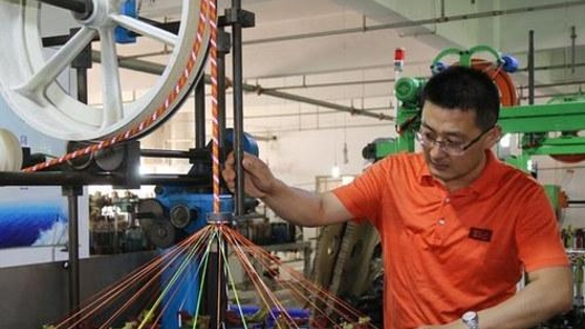 中國夢(mèng)·大國工匠篇 | 徐連龍：80后制繩技師 創(chuàng)下中國繩纜界四個(gè)第一