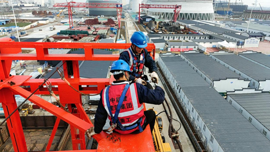 “五小”創(chuàng)新有我在丨腕式松緊溜繩，為工具系上高空作業(yè)安全帶
