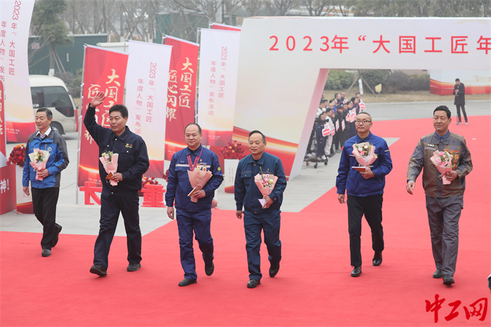 “專注專業(yè)”組郭晉龍，崔興國，羅明浩，沈飛，郭從喜，王登紅