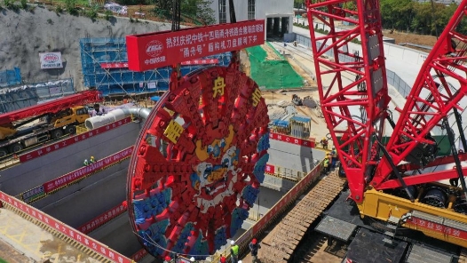 筑夢現(xiàn)代化 共繪新圖景·勞動者之歌 | 奮進新征程 勞動最榮光——走近5位先進勞動者