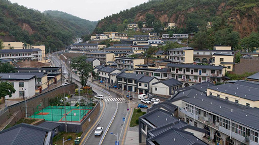 奮進(jìn)強(qiáng)國路 闊步新征程·老區(qū)行｜從貧困閉塞之地到對(duì)外開放前沿 老區(qū)向“興”而行