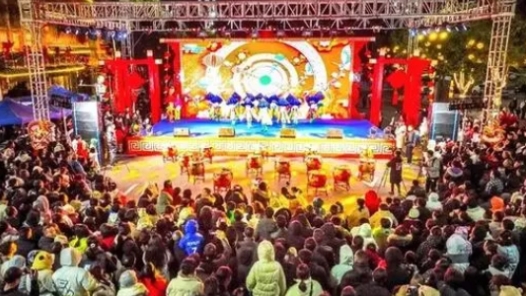 奮進(jìn)強(qiáng)國路 闊步新征程丨文旅增色 幸福感增強(qiáng)