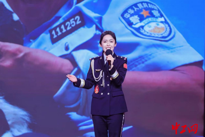 李婷