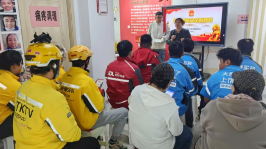 寧夏銀川市金鳳區(qū)各級(jí)工會(huì)開展2025年全民國家安全教育日宣傳活動(dòng)