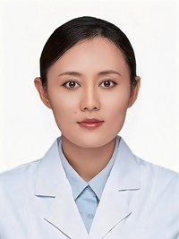 申芳芳 