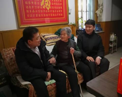慰問(wèn)孤寡老人5 慰問(wèn)孤寡老人5