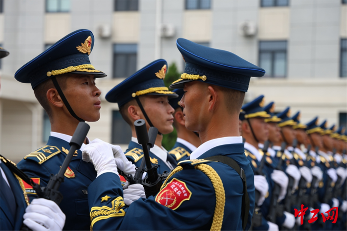 閱兵集訓(xùn)點10