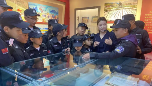 青海玉樹州總工會開展江源好少年“生態(tài)研學＋紅色教育”社會實踐夏令營活動
