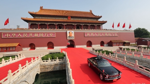 閱兵式完整視頻｜習(xí)近平乘車檢閱地面方隊(duì) 受閱方隊(duì)發(fā)出豪邁誓言
