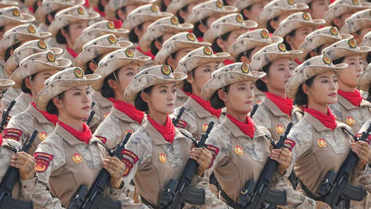 九三閱兵Vlog丨“我們是中國女民兵！”
