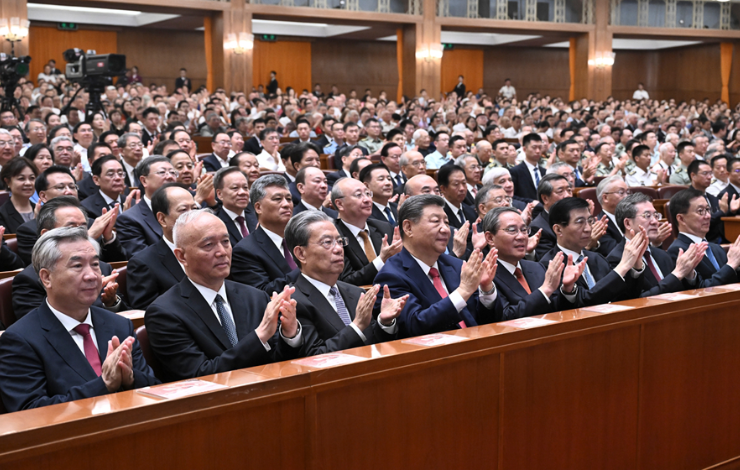 紀(jì)念中國(guó)人民抗日戰(zhàn)爭(zhēng)暨世界反法西斯戰(zhàn)爭(zhēng)勝利80周年文藝晚會(huì)《正義必勝》在京隆重舉行