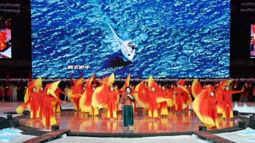 山西省總工會(huì)2025年“三送三進(jìn)”慰問演出活動(dòng)走進(jìn)長(zhǎng)治