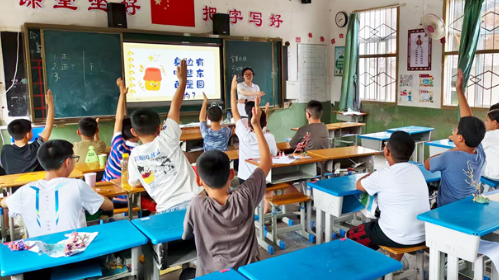 一線講述丨躬耕山鄉(xiāng)大地 點(diǎn)亮童心夢(mèng)想