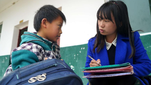 特崗計(jì)劃實(shí)施20年 累計(jì)為3萬多所農(nóng)村學(xué)校選聘教師118萬人