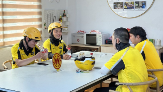 送溫暖?特別的“暖”給特別的你 新就業(yè)形態(tài)勞動者的“溫暖港灣”｜“讓每一份溫暖都能隨到隨取”