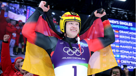 冬奧會｜四次滑行、四破紀(jì)錄！德國選手朗根漢摘得雪橇男子單人金牌