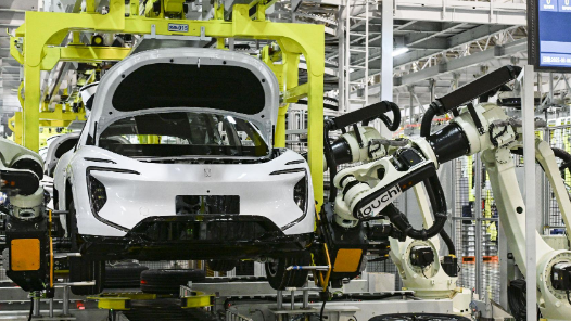 整車企業(yè)2025年年報(bào)陸續(xù)發(fā)布：兩巨頭營收超3000億元 新勢(shì)力迎階段性盈利