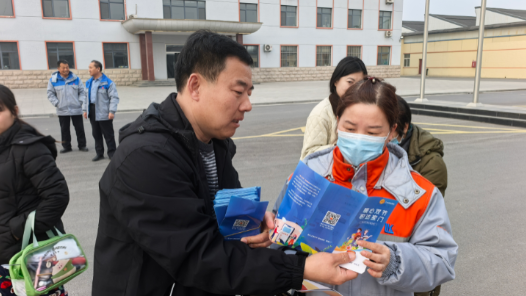 河北省滄州市東光縣總工會推廣“云”就業(yè)服務 實現(xiàn)穩(wěn)就業(yè)促就業(yè)