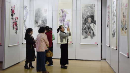 “中國(guó)夢(mèng)·勞動(dòng)美”萊州市職工繪畫(huà)、攝影作品展開(kāi)幕