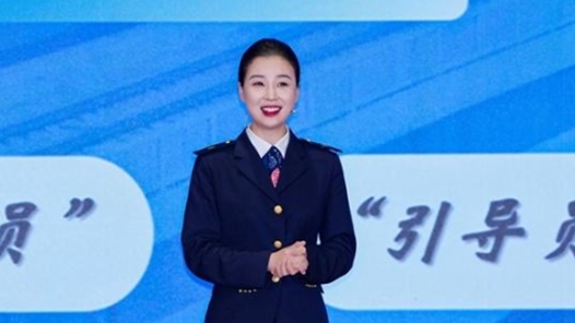 鐵路姑娘劉影：用“正能量”澎湃“大流量”