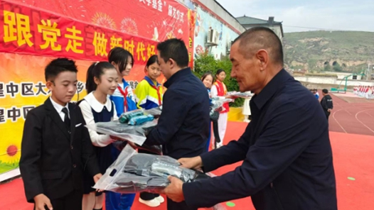 青海勵(lì)志農(nóng)民工馬寶祥連續(xù)22年捐資助學(xué)70余萬元